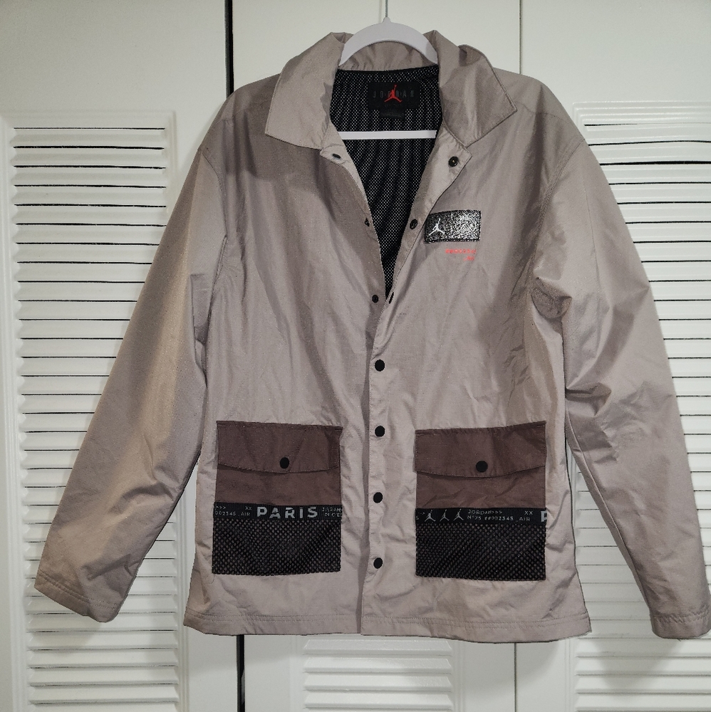 Nike x Paris Saint-Germain Men's Woven Jacket  size M